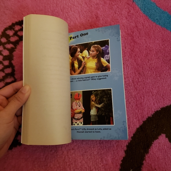 Hannah Montana True Blue Chapter Book - Picture 3 of 5